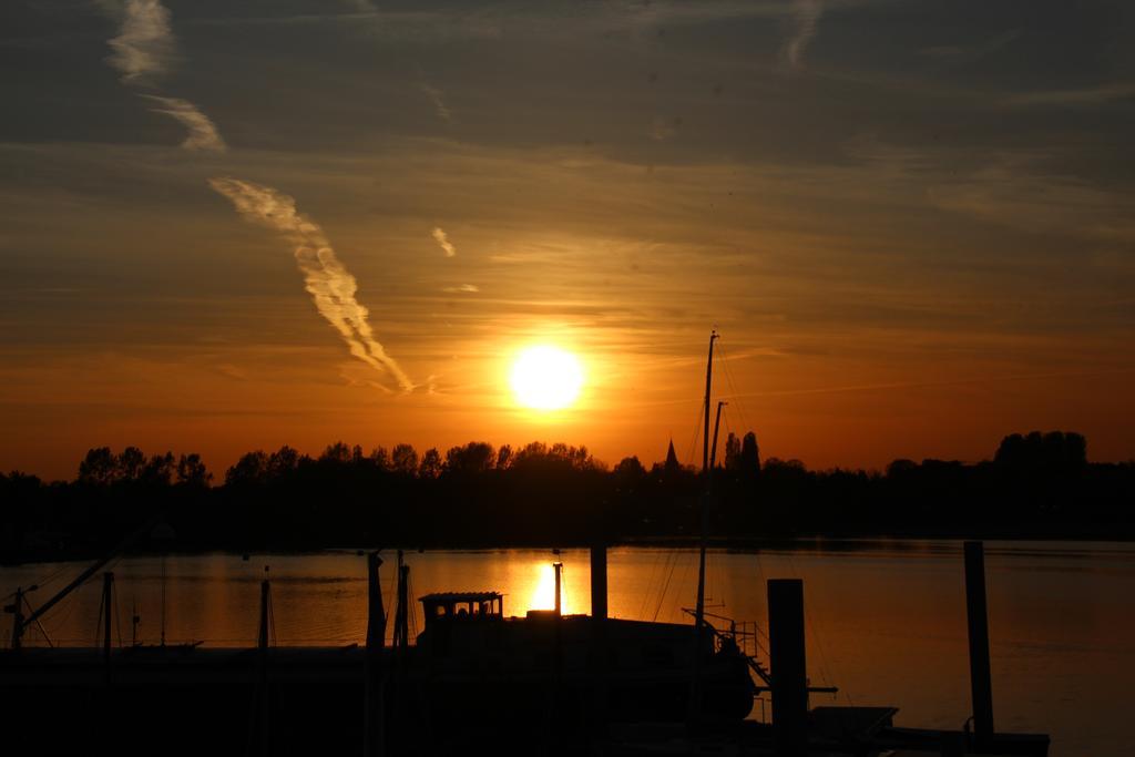 A Pousada Sailcenter Limburg Kinrooi Exterior foto